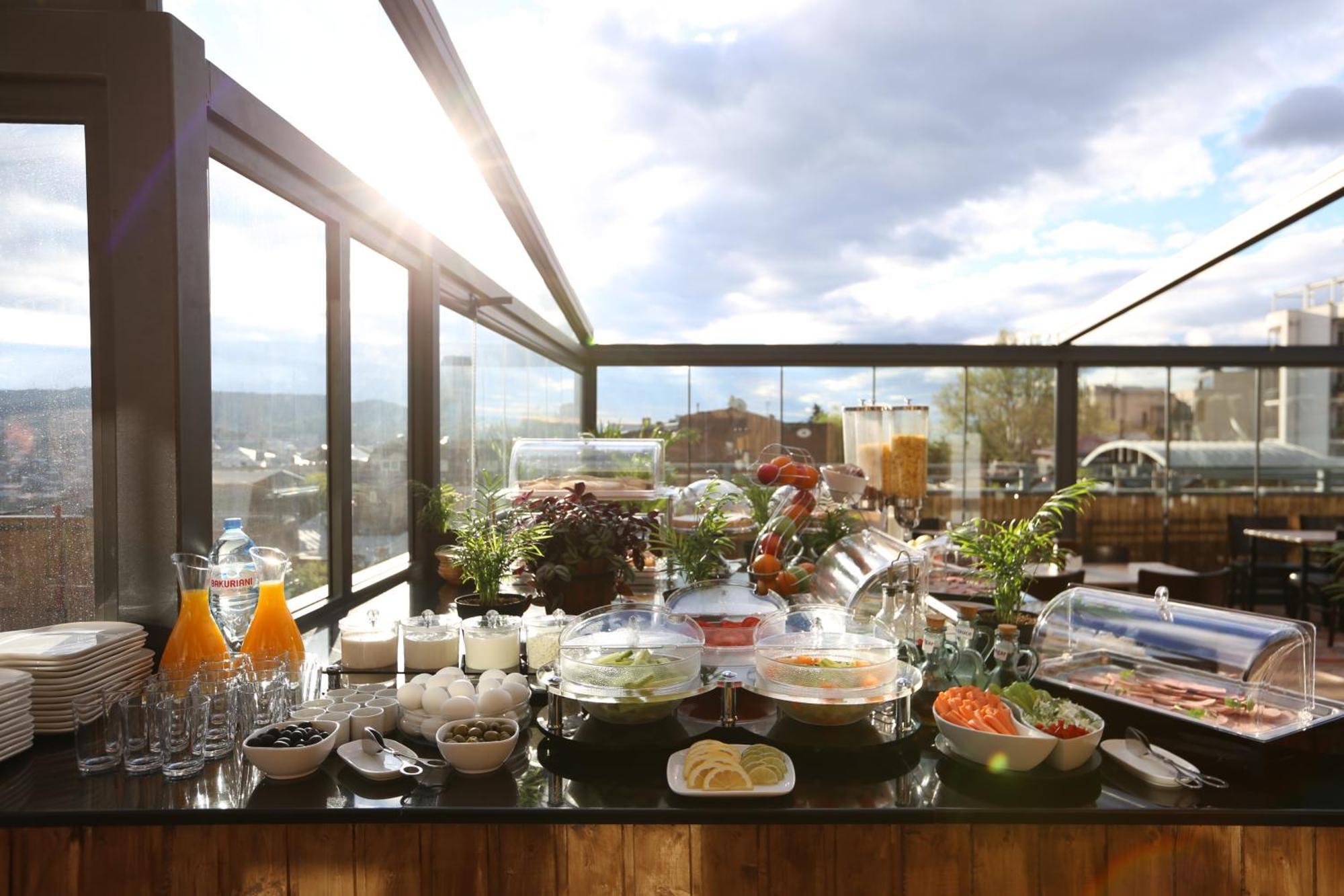 Serviced Designed Apartments By Urban Hotels 17 Tbilisi Exterior photo